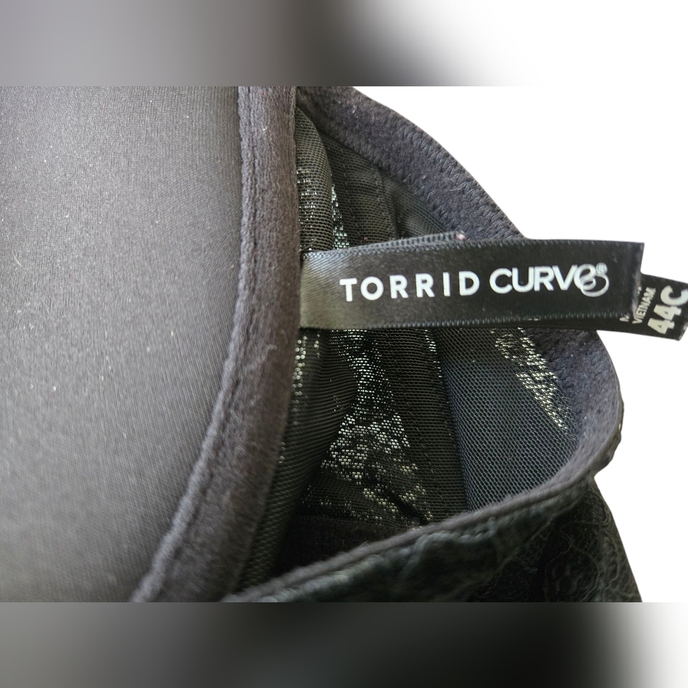 Torrid Curve Eegant Black Lace Bra Size 44c Euc - image 5